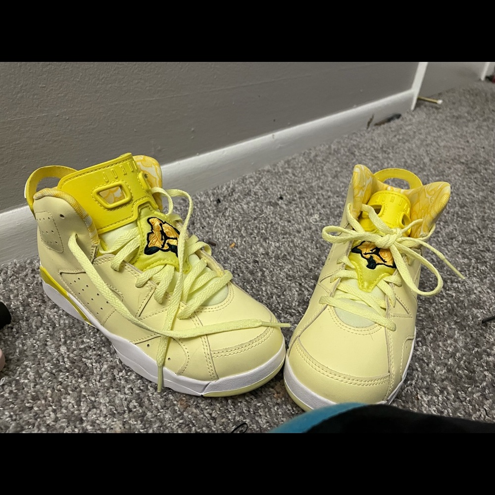 Jordan 6 Retro